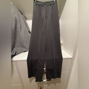 Rendezvous grey high waist striped Pants